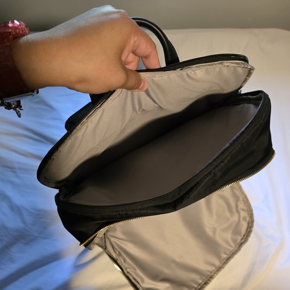 Tumi Black Backpack with Classic Design - Picture 7 of 11